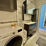 Bel Avec Piscine Et Tennis A - Fr-1-816-29 *
