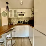 Apartment Bel Avec Piscine Et Tennis A - Fr-1-816-29