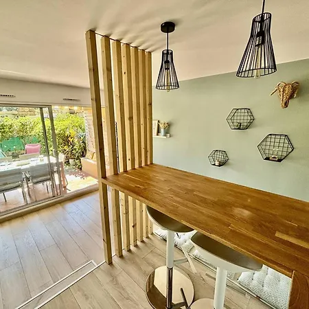 Bel Avec Piscine Et Tennis A - Fr-1-816-29 *